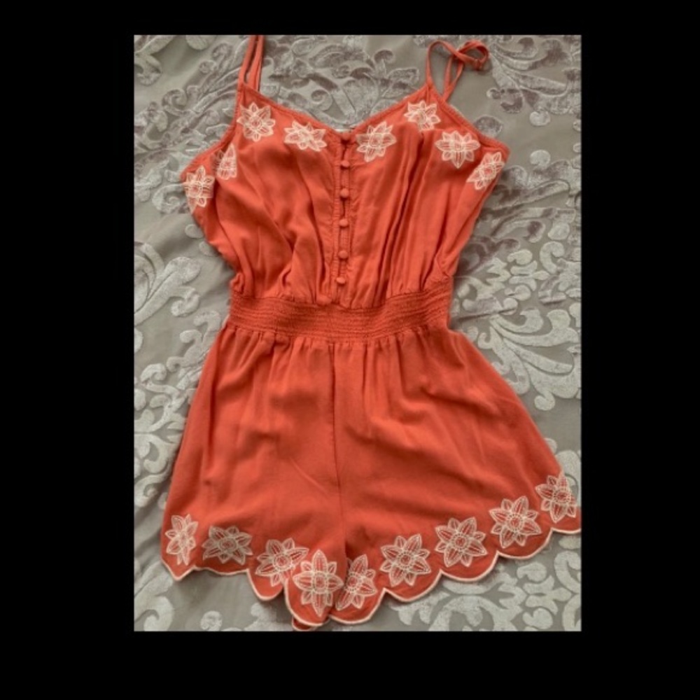 Romper - Picture 1 of 2
